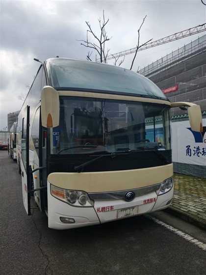 12m 47 Seats Used Yutong Diesel Bus